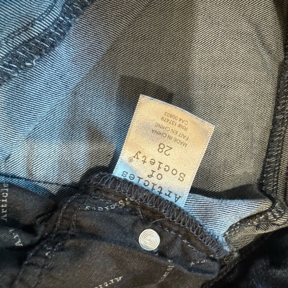 Articles of Society Crop Tie Dye design Jeans - Picture 3 of 4